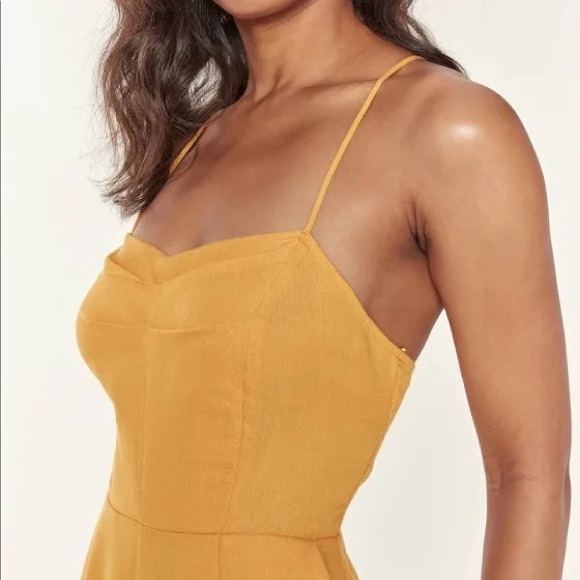 Moon River South Moon Under Yellow Jumpsuit with pockets size SMALL - Picture 6 of 8